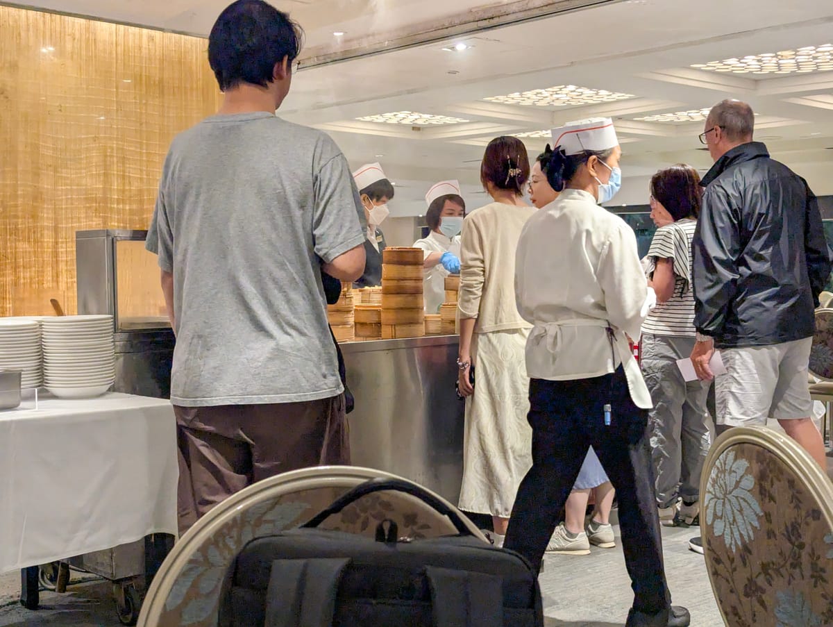 Last Meal At The Metropol